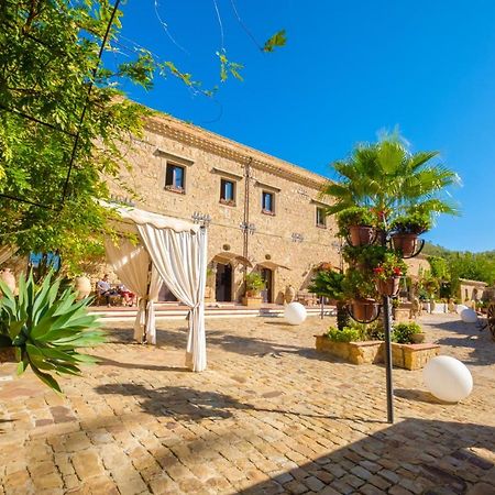 Agriturismo Vecchia Masseria Charme&Relax San Michele di Ganzaria Exterior photo