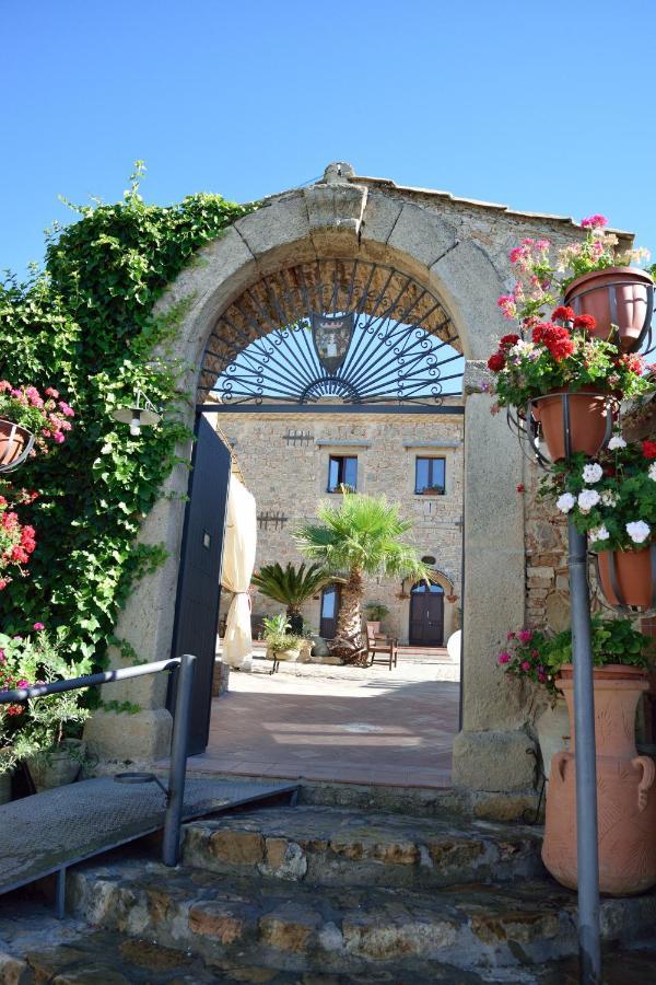 Agriturismo Vecchia Masseria Charme&Relax San Michele di Ganzaria Exterior photo